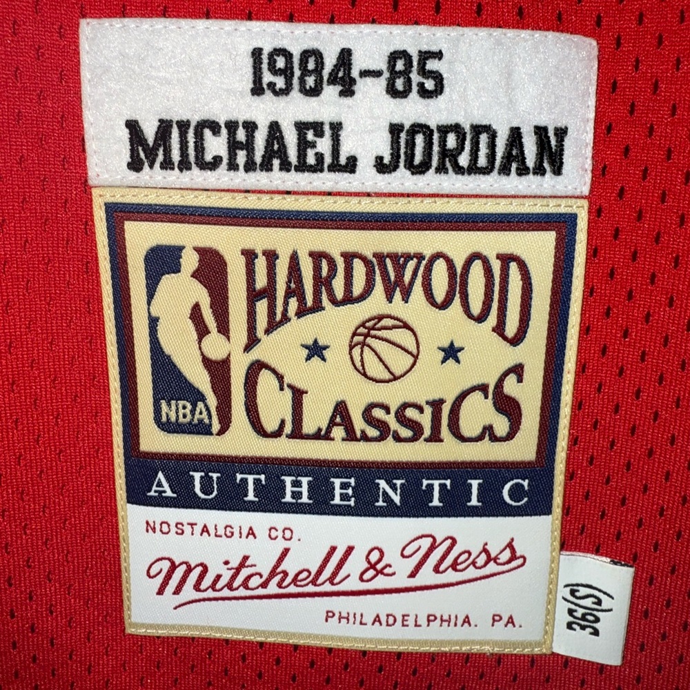 Mitchell & Ness Red Hardwood Micheal Jordan 84’-85’ Classics Jersey